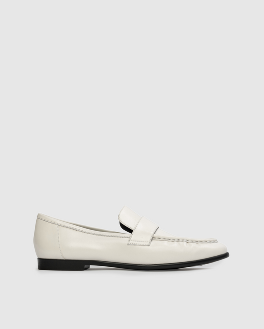 Arrow Loafer
