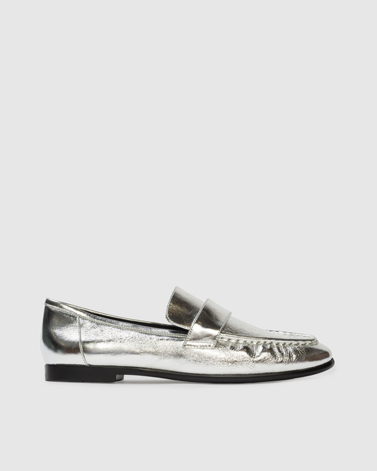 Arrow Loafer