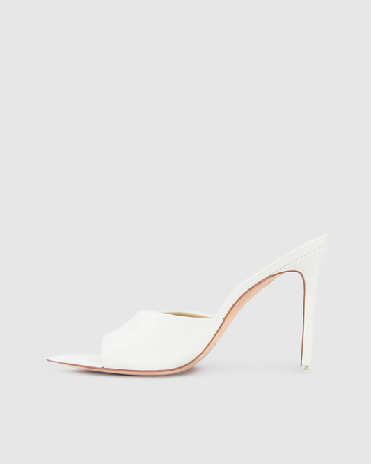 What Are the Comfortable Kitten Heels for Wear in the USA