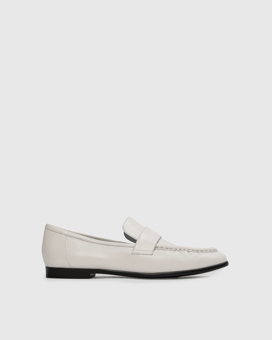Arrow Loafer