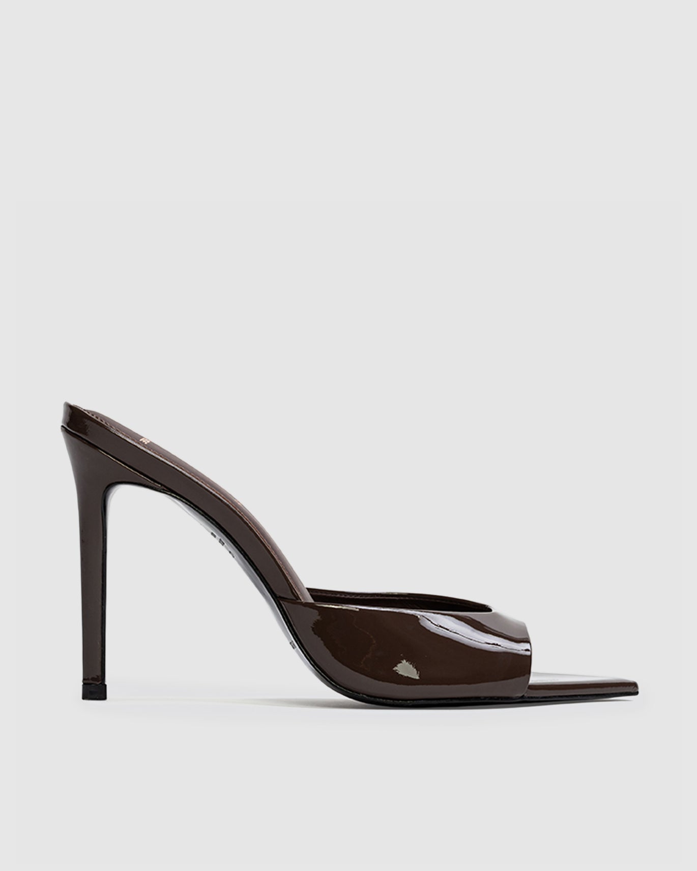 Biaolivia Sandal Suede Brown